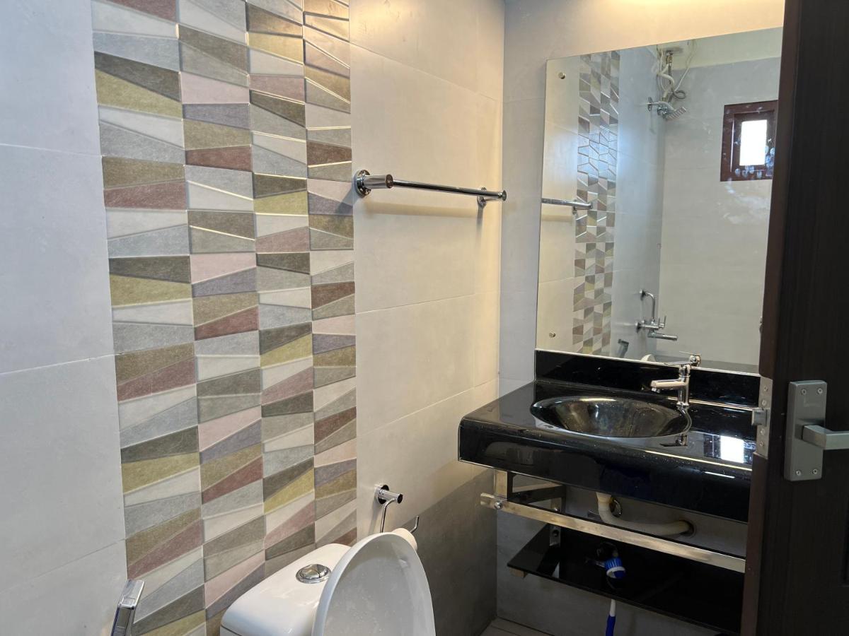 Pullad Villa Aranmula Exterior foto